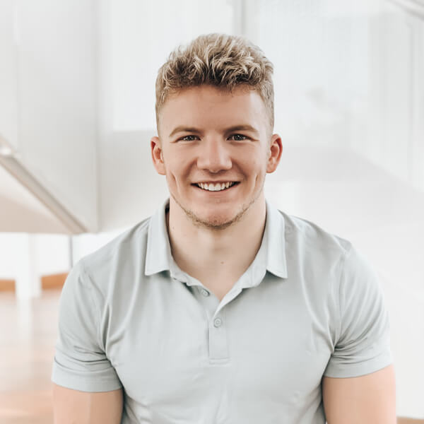 Team member Steve Thomas